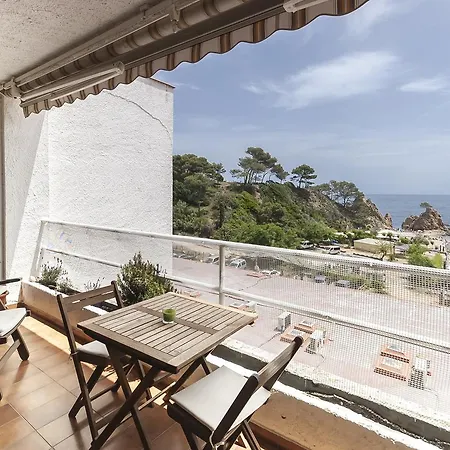 Lets Holidays Sea Views Apartment On The Beach *
