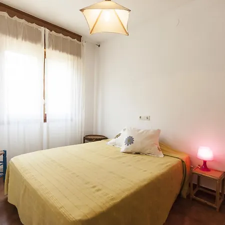 Lets Holidays Sea Views Apartment On The Beach *